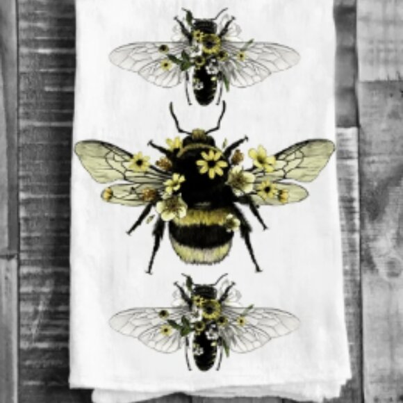 Other - Vintage Bees Flowers Kitchen Flour Sack Tea Towels